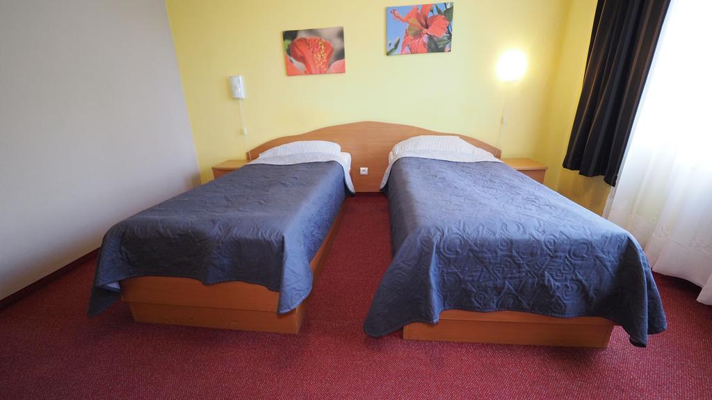 Karat Bed & Breakfast Malbork Exterior photo