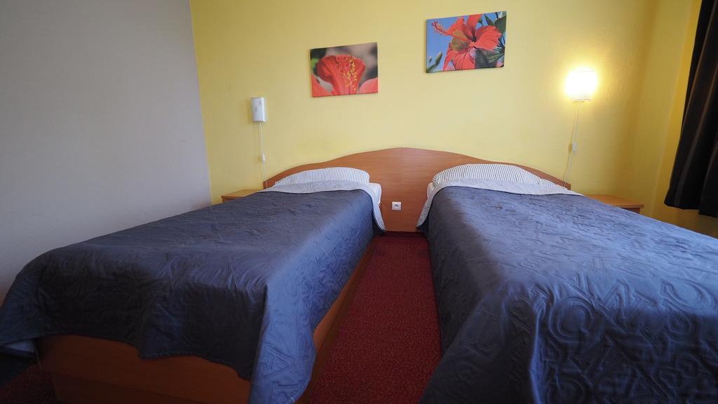 Karat Bed & Breakfast Malbork Exterior photo