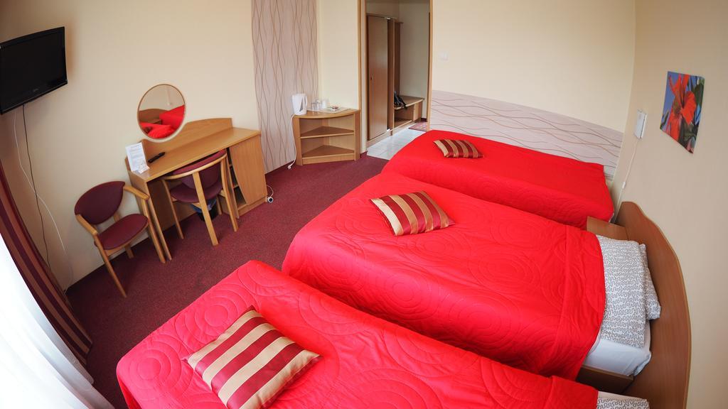 Karat Bed & Breakfast Malbork Exterior photo