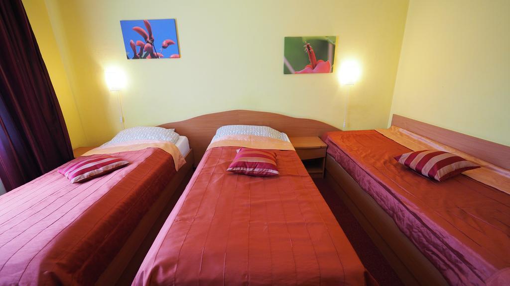 Karat Bed & Breakfast Malbork Exterior photo